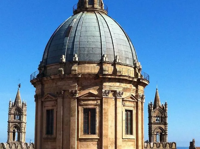 アパート Casa Clo Cattedrale パレルモ